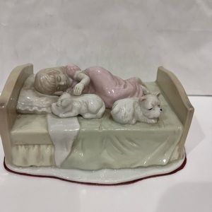 Vintage Simpson Giftware Porcelain Puppies On Bed